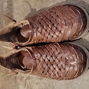 EUC Handmade Huarache Leather Flats by Brand X